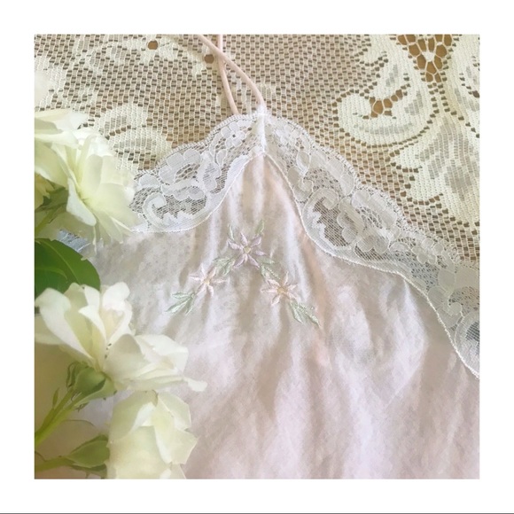 Vintage 80s embroidered camisole - Picture 3 of 7